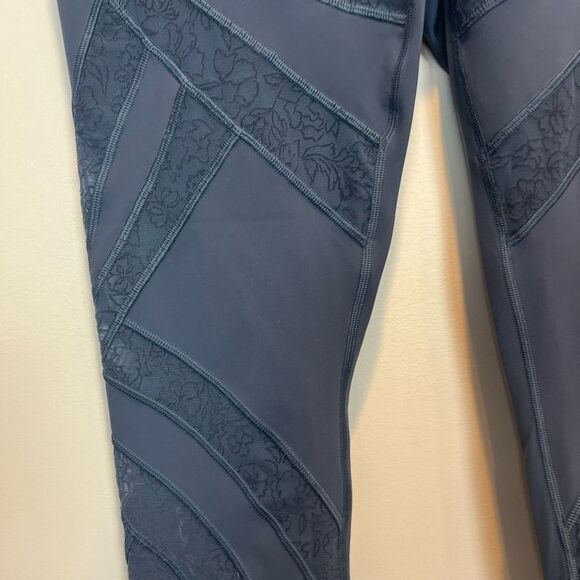 Lululemon Wunder Under Full-Length High Rise Leggings Sheer Panel floral Lace 12 - Picture 5 of 13